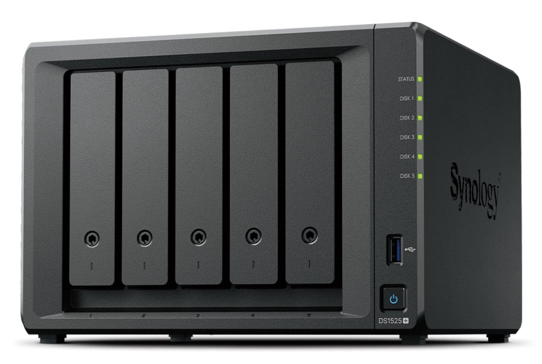 SYNOLOGY SERVEUR NAS DESKTOP 05 BAIES 8 GB RAM 0 DISKLESS